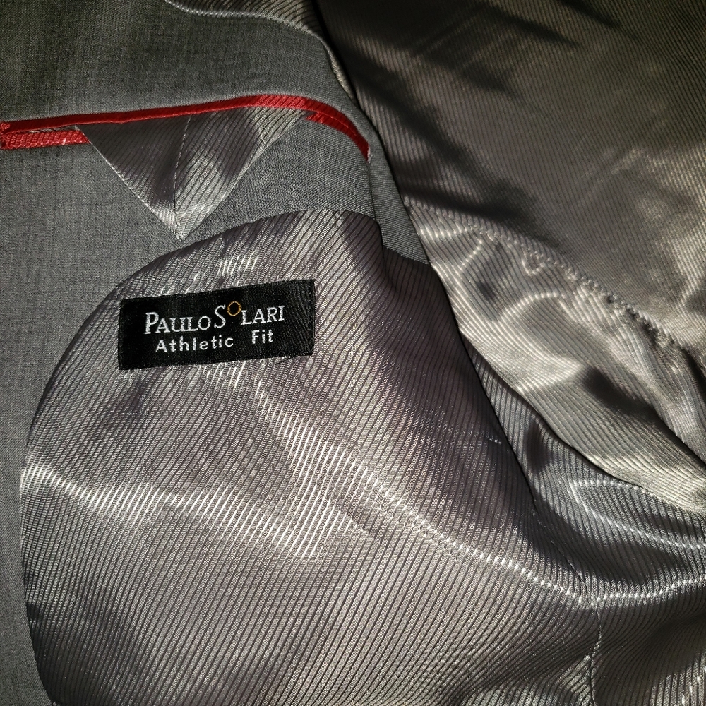 Suit jacket..immaculate - Picture 2 of 5